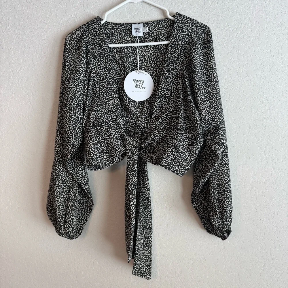 Princess Polly New Mood Tie Front Crop Blouse - Picture 3 of 7